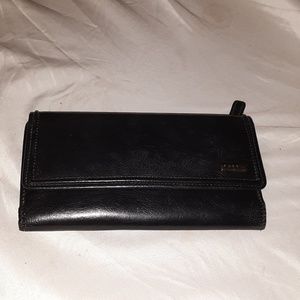 Used fossil leather wallet